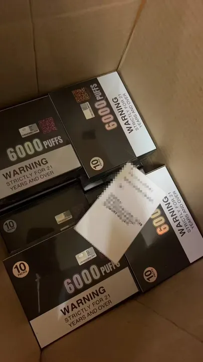 Real vape order delivered in Australia — customer unboxing photo